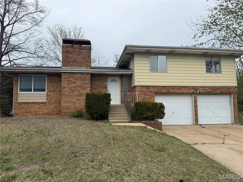 St Robert, MO 65584,272 Vickie Lynn LN