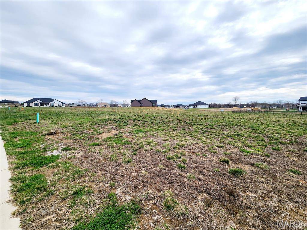 Shiloh, IL 62221,3740 Golfview CIR