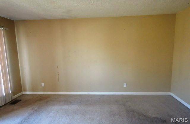 Florissant, MO 63033,6530 Farm Pond CT
