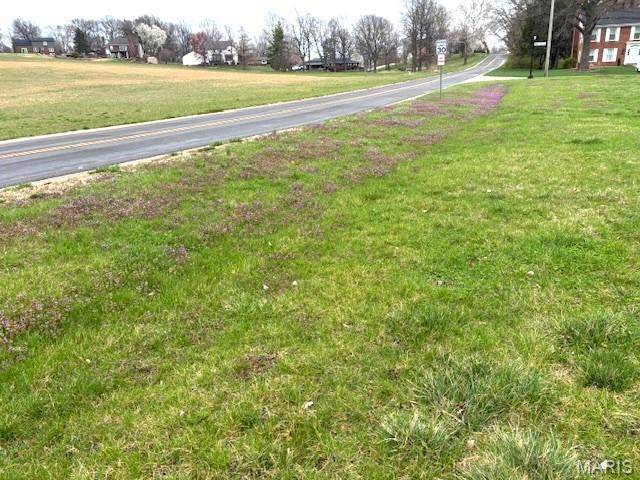 Edwardsville, IL 62025,1 Hidden Valley LN