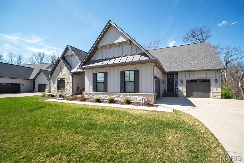 Chesterfield, MO 63005,1211 Gooseberry LN