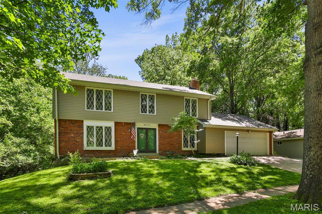 Manchester, MO 63021,812 La Feil DR