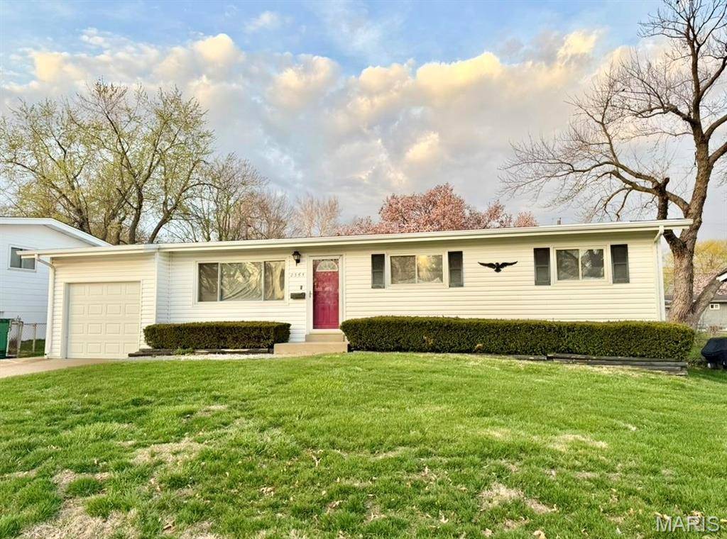 Florissant, MO 63031,2365 Flamingo DR