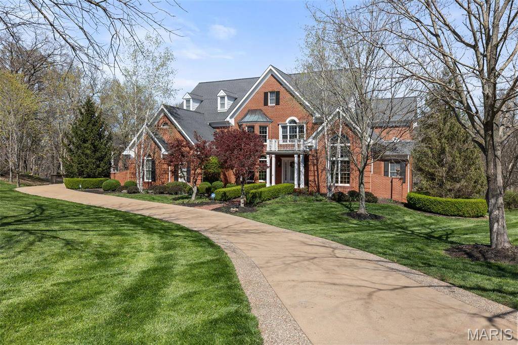 Chesterfield, MO 63005,2024 Kingspointe DR