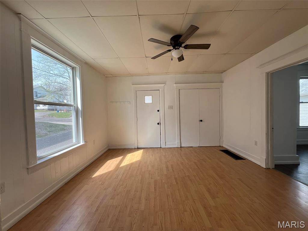 Vandalia, IL 62471,516 W Edwards ST