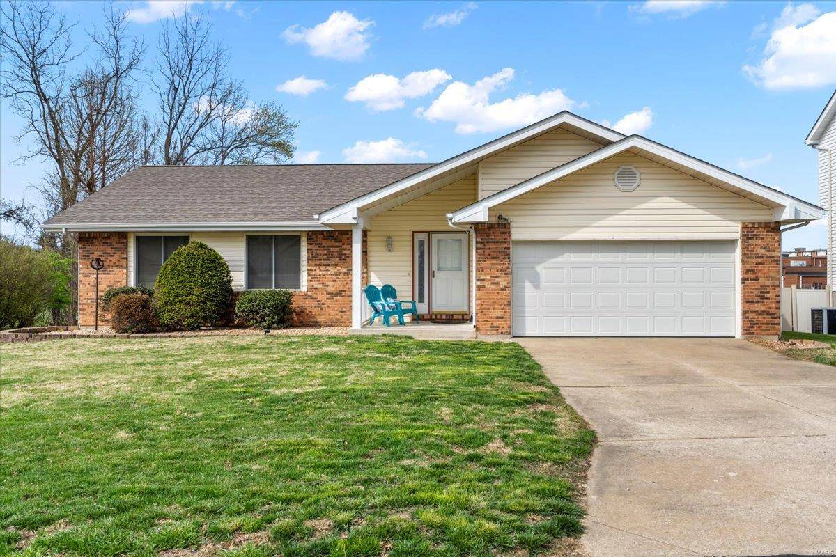 St Charles, MO 63303,3065 Country Knoll DR