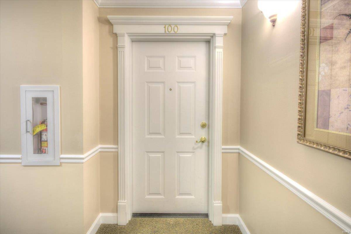 St Louis, MO 63141,1163 Mill Crossing DR #100