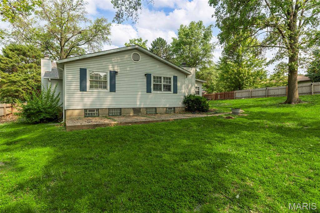 Florissant, MO 63031,1064 Pinecone TRL