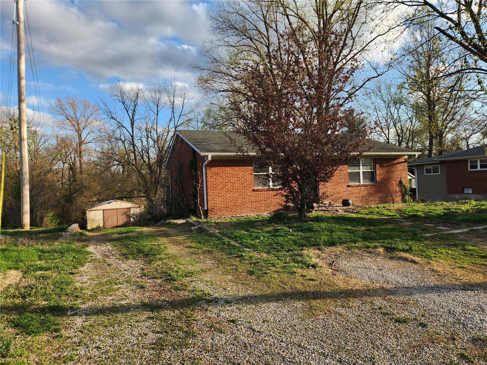Belleville, IL 62223,540 Valencia DR