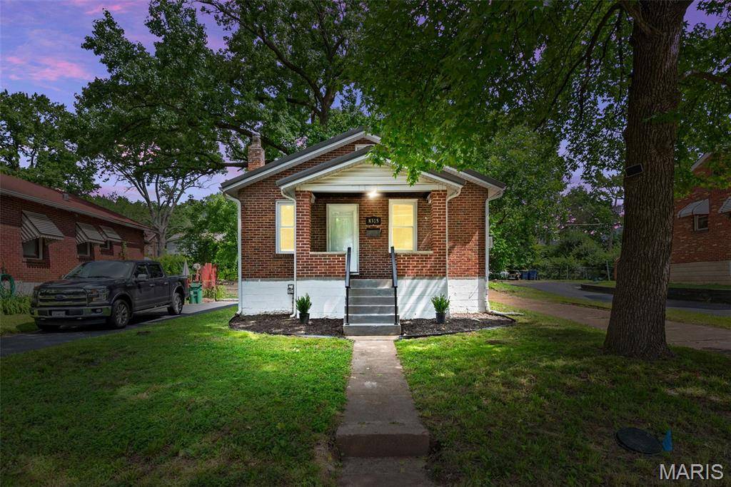 Vinita Park, MO 63114,8315 Jefferson AVE