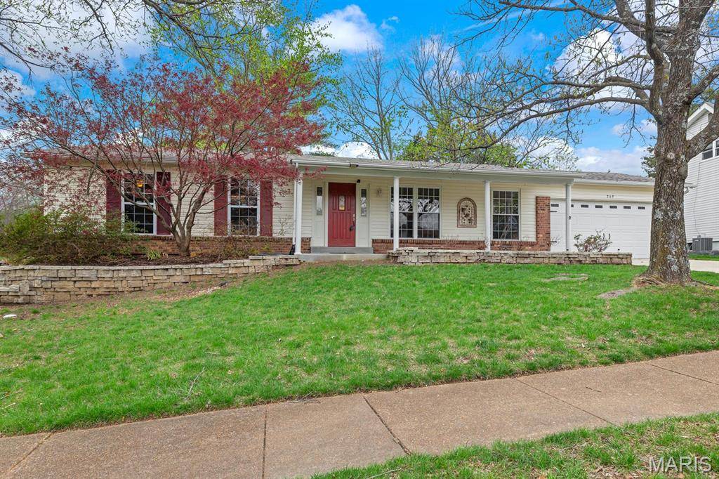 Ballwin, MO 63021,269 Braeshire DR