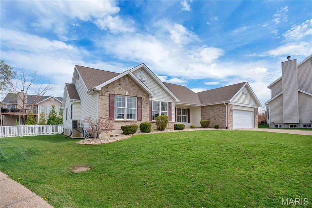 St Peters, MO 63376,63 Dansbury Creek CT
