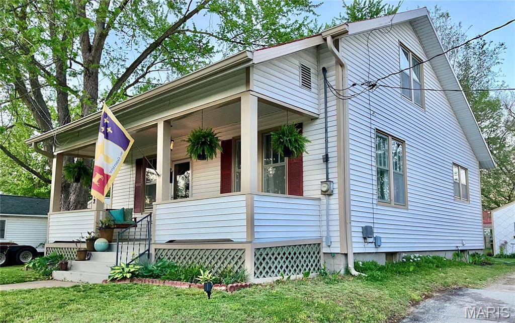 Ste Genevieve, MO 63670,672 N 4th ST