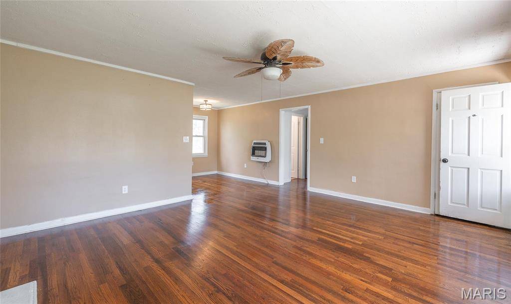 Richland, MO 65556,406 Locust ST