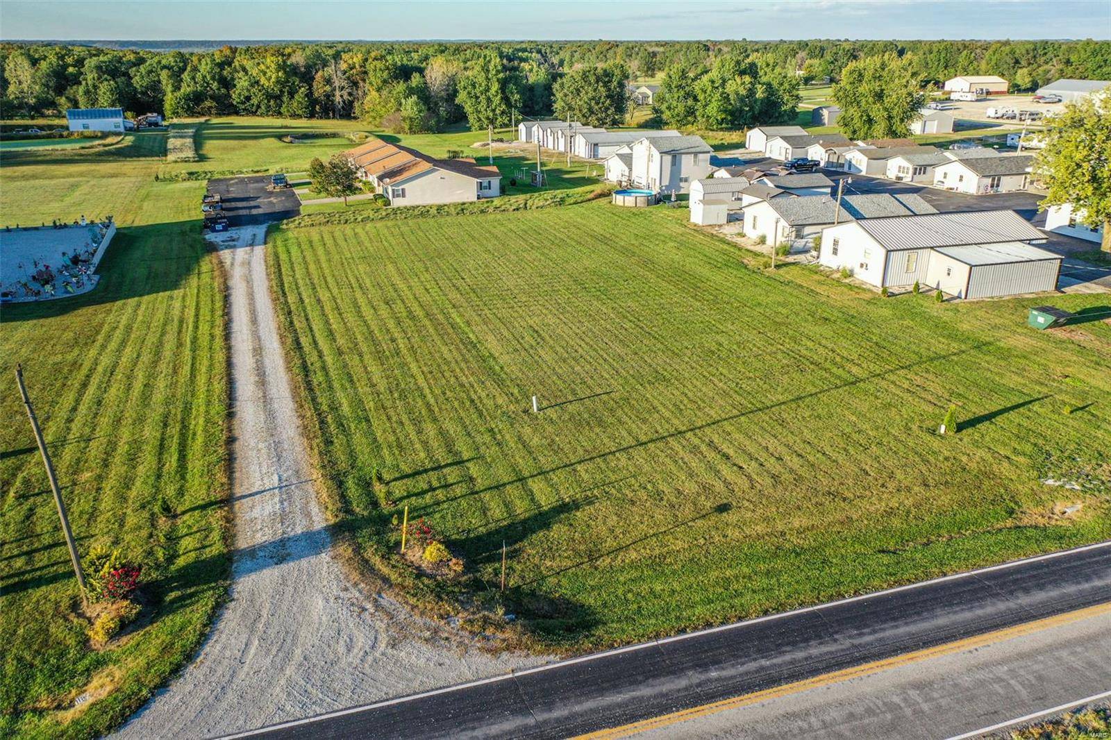 Center, MO 63436,3 EE Condo LN