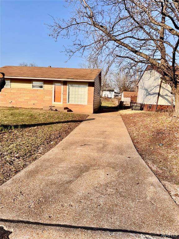 St Louis, MO 63137,211 Perthshire RD