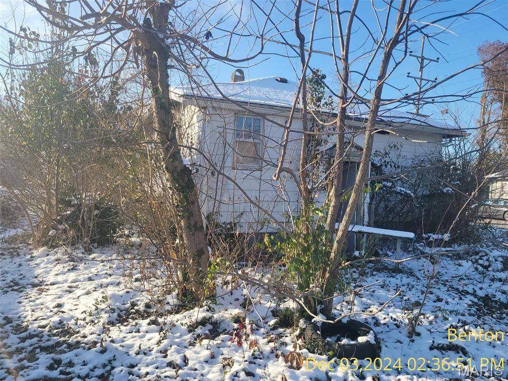Benton, IL 62812,810 Highland St