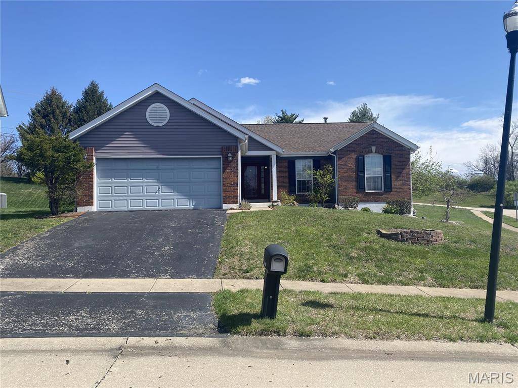 St Louis, MO 63146,2132 Riding Spur DR