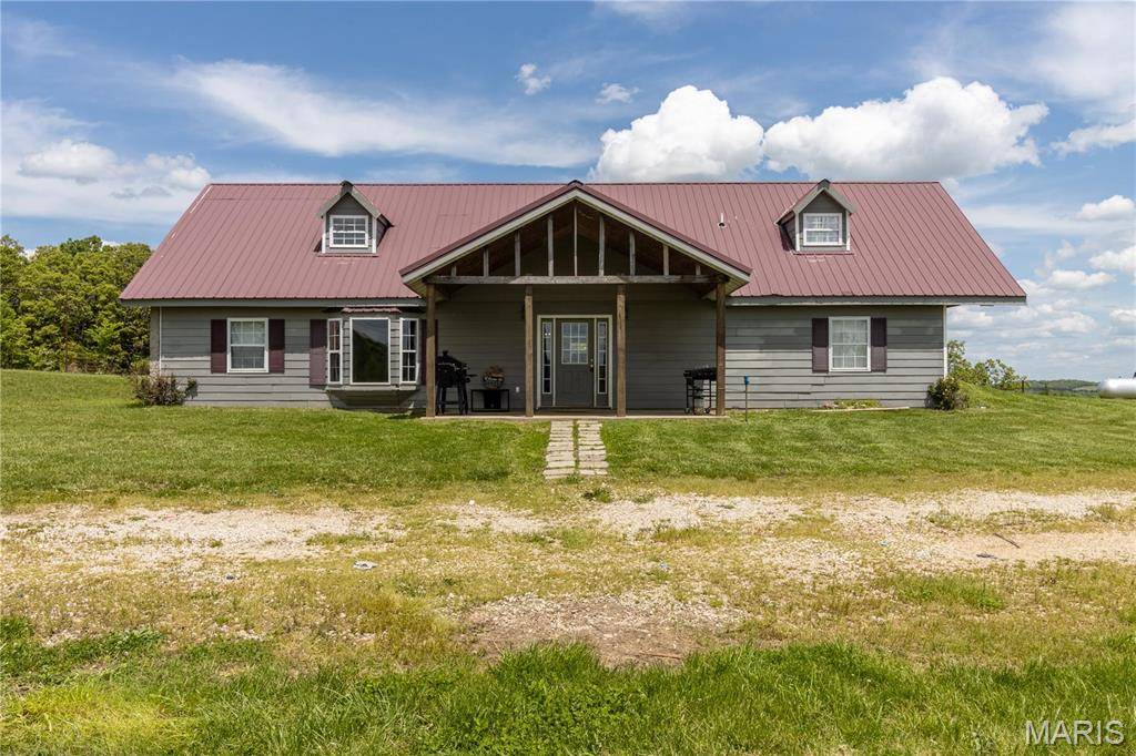 Iberia, MO 65486,31 Bluestem RD