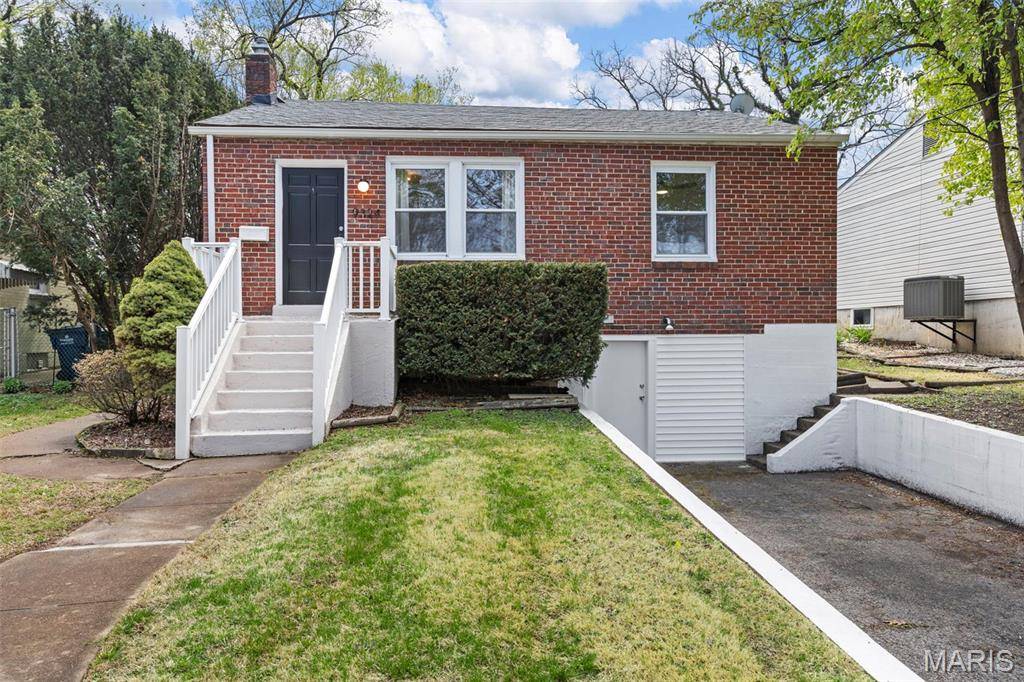 St Louis, MO 63144,9324 Crawford AVE