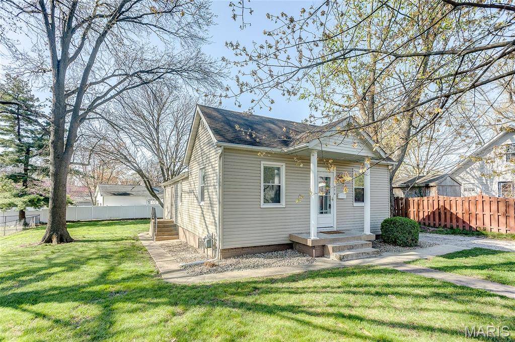Edwardsville, IL 62025,514 Jefferson RD