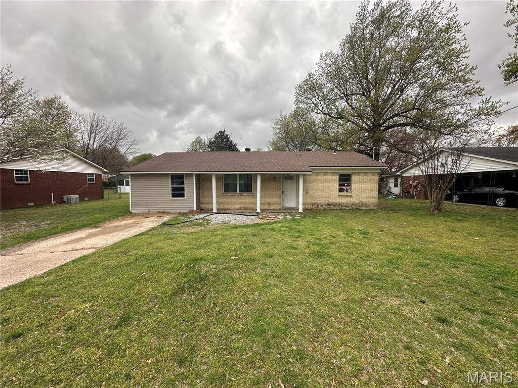 Kennett, MO 63857,1911 Lynndale ST