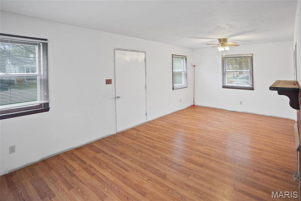 Belleville, IL 62221,2707 E Main ST