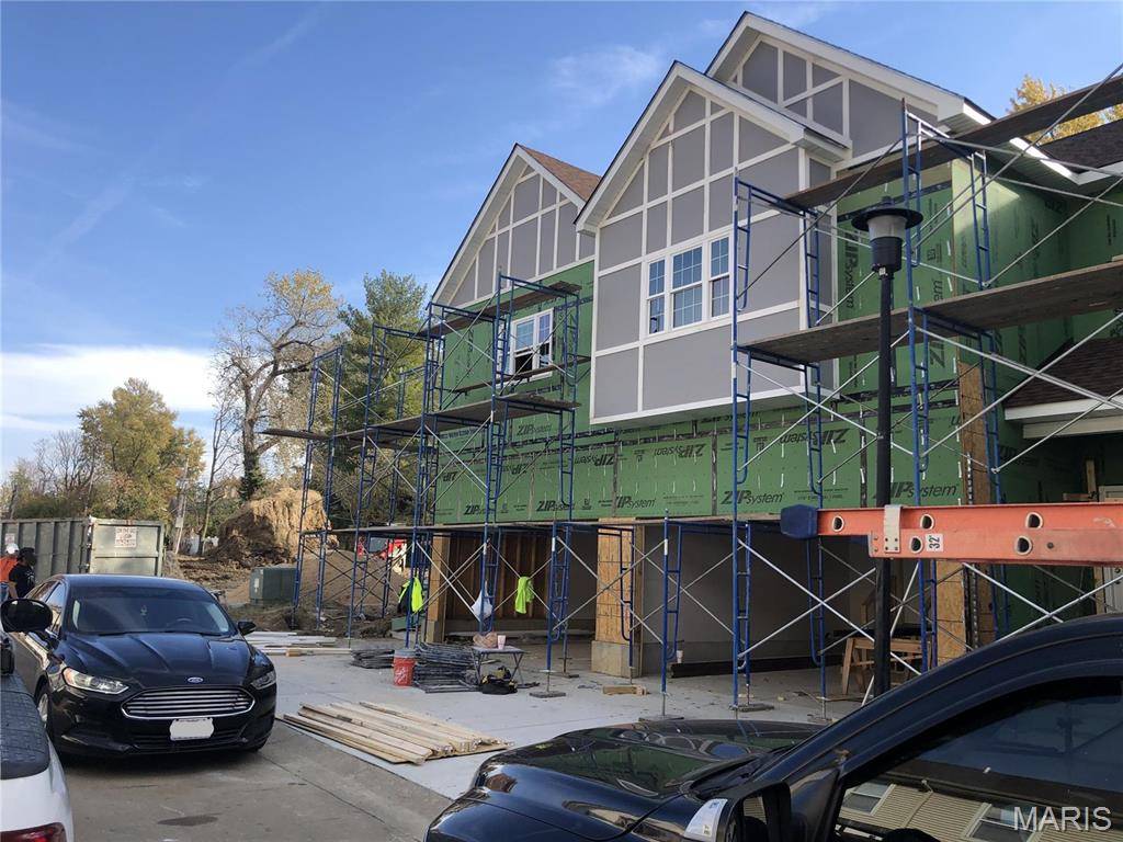 St Louis, MO 63112,5360 Delmar Place CT