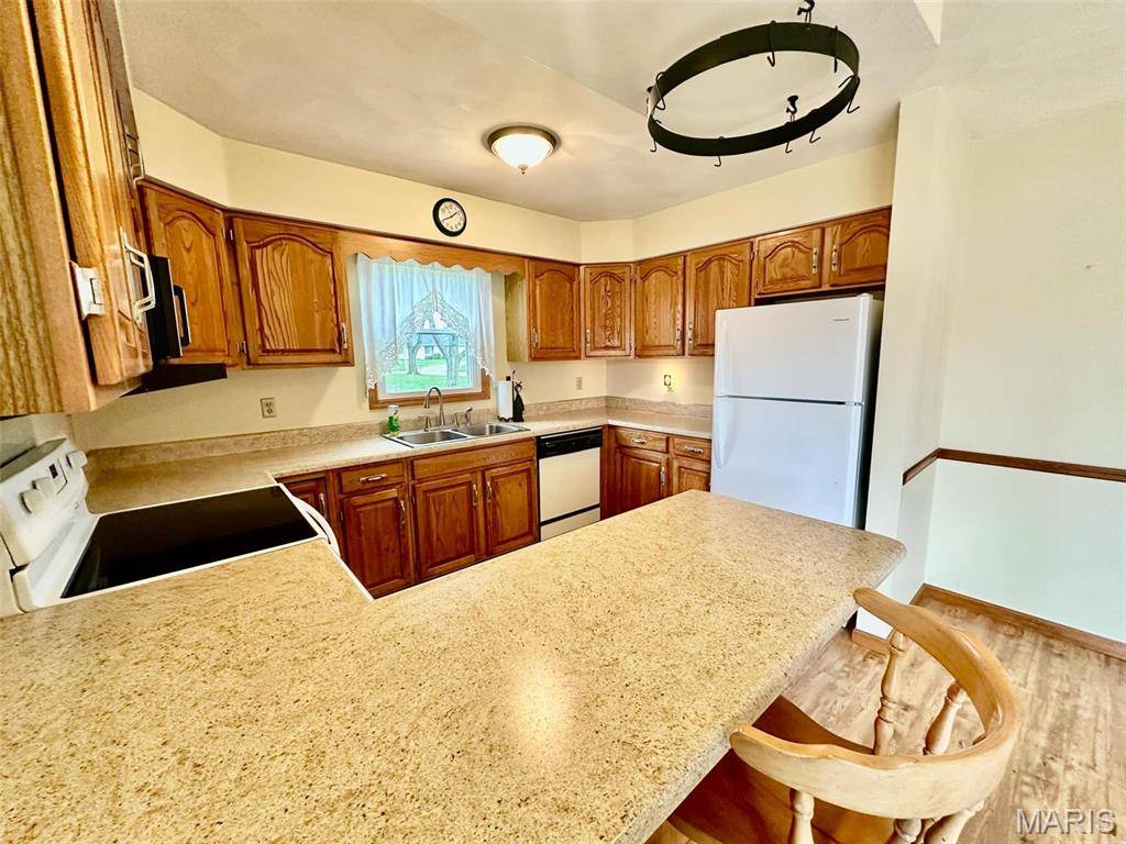 Chatham, IL 62629,180 Teal DR