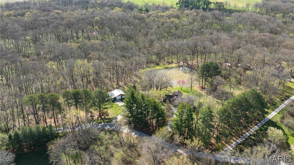 Alton, IL 62002,8556 Kee Mac LN
