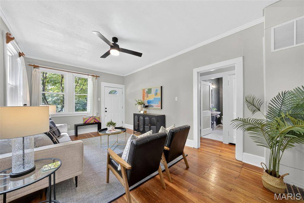St Louis, MO 63119,837 Tuxedo BLVD