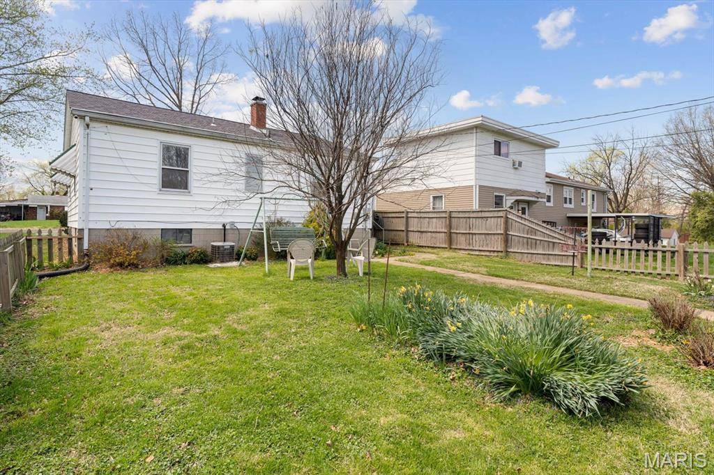 Belleville, IL 62220,821 Gass AVE