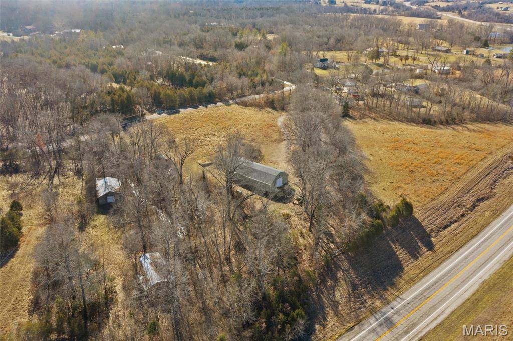 Pacific, MO 63069,9990 Campfire DR