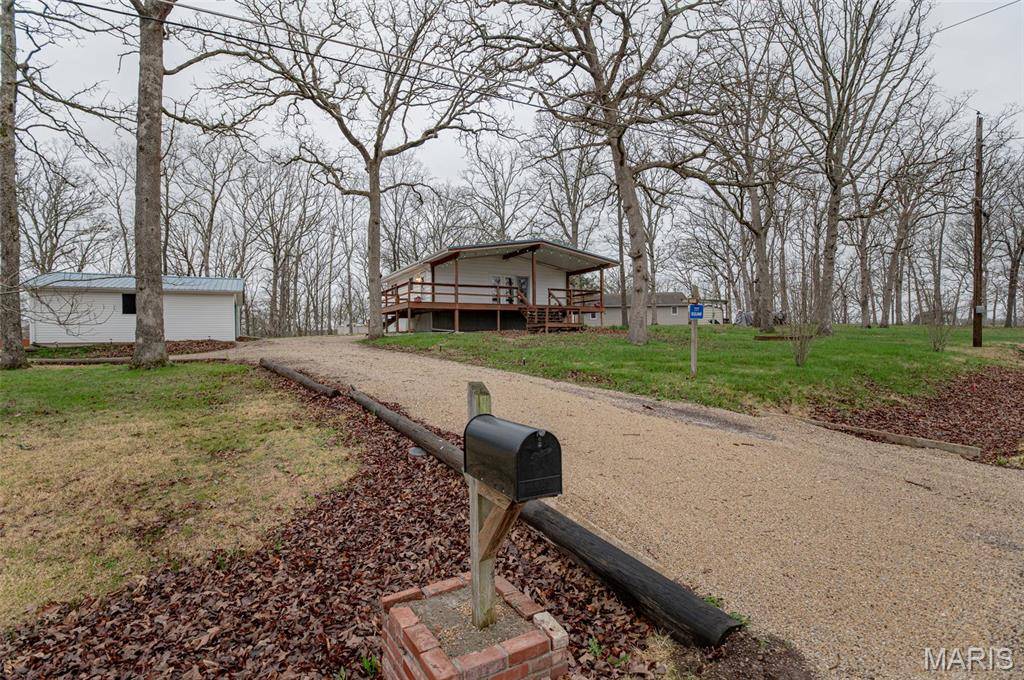 Cuba, MO 65453,777 Squaw RD