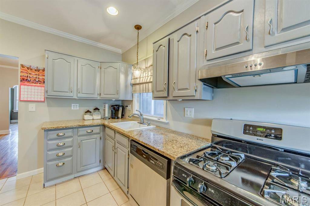 St Louis, MO 63143,2212 Richert PL
