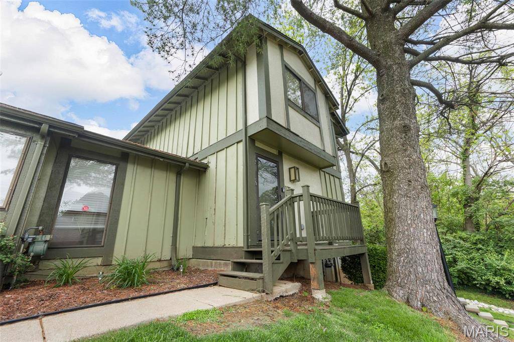 St Louis, MO 63136,11148 Whispering Oaks DR