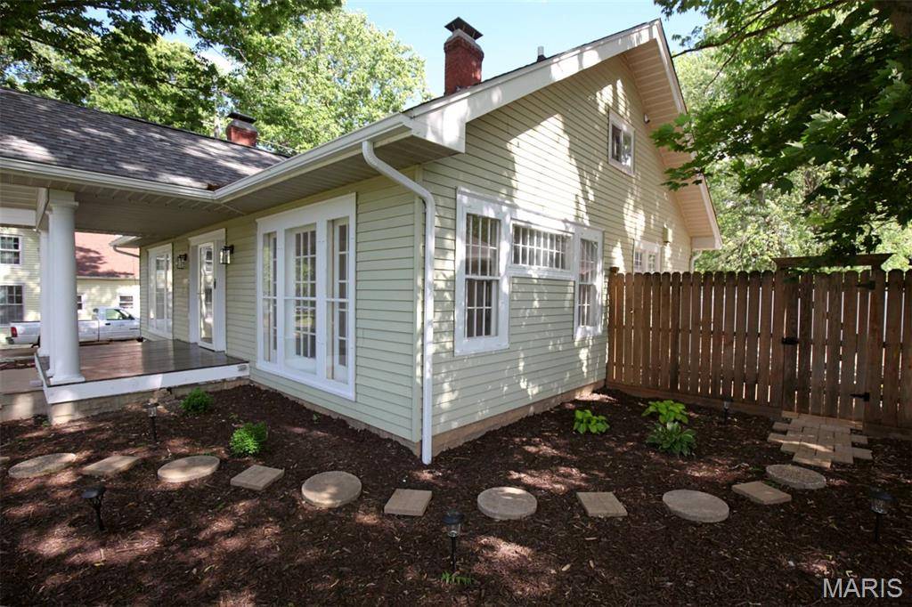 Vandalia, IL 62471,616 W Edwards St.