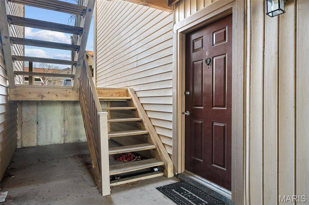 Ballwin, MO 63021,708 Ridgeside DR #C