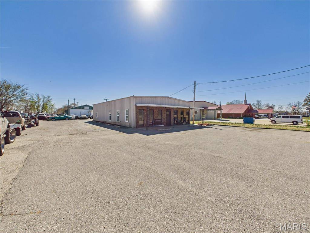 Malden, MO 63863,2892 N Douglass