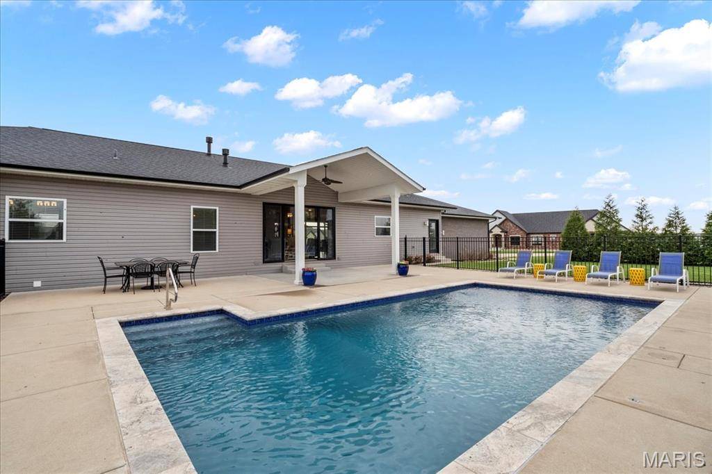 Columbia, IL 62236,1547 Frost Landing