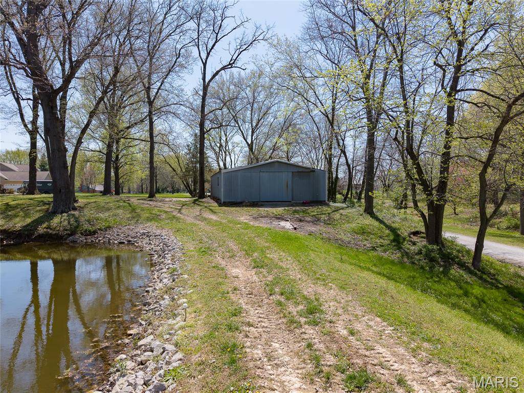 Highland, IL 62249,13805 Kayser Rd. RD