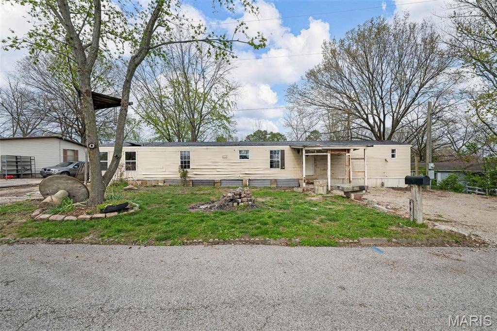 Fenton, MO 63026,817 Pine Ridge DR