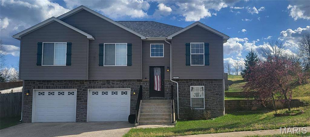 St Robert, MO 65584,101 Quartz Ct.