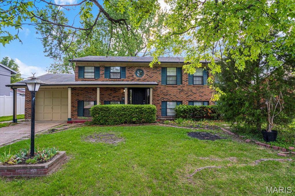 Florissant, MO 63033,2145 Glenoro DR
