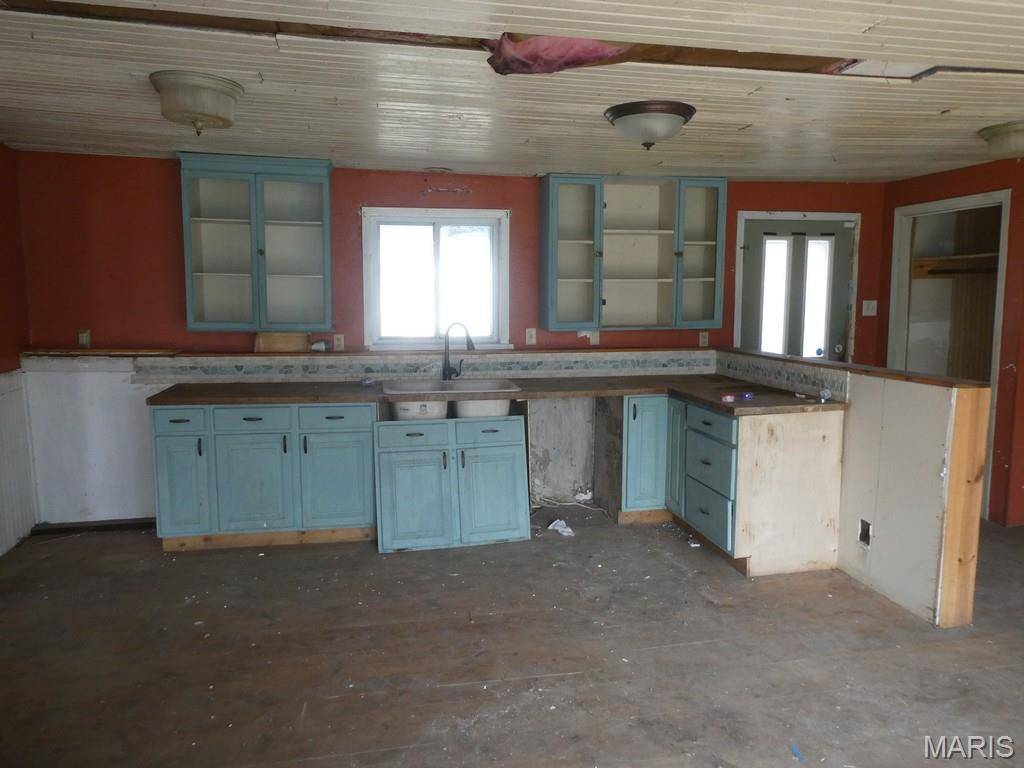 Witt, IL 62094,309 Talmadge ST