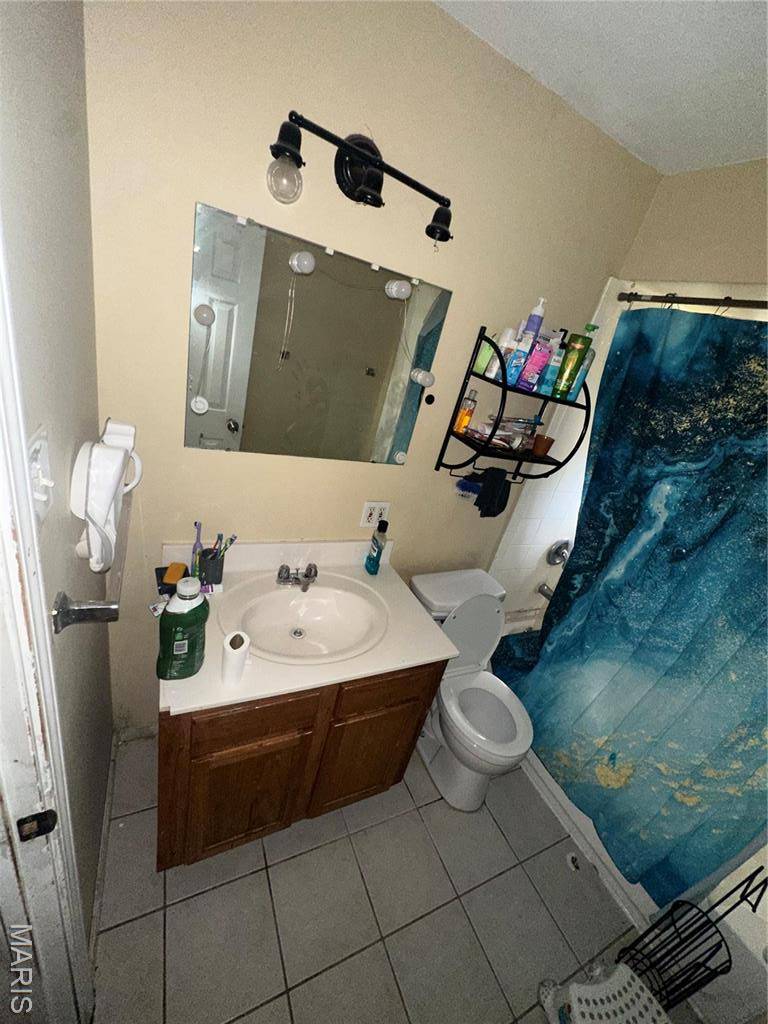 Florissant, MO 63031,575 Bardot DR