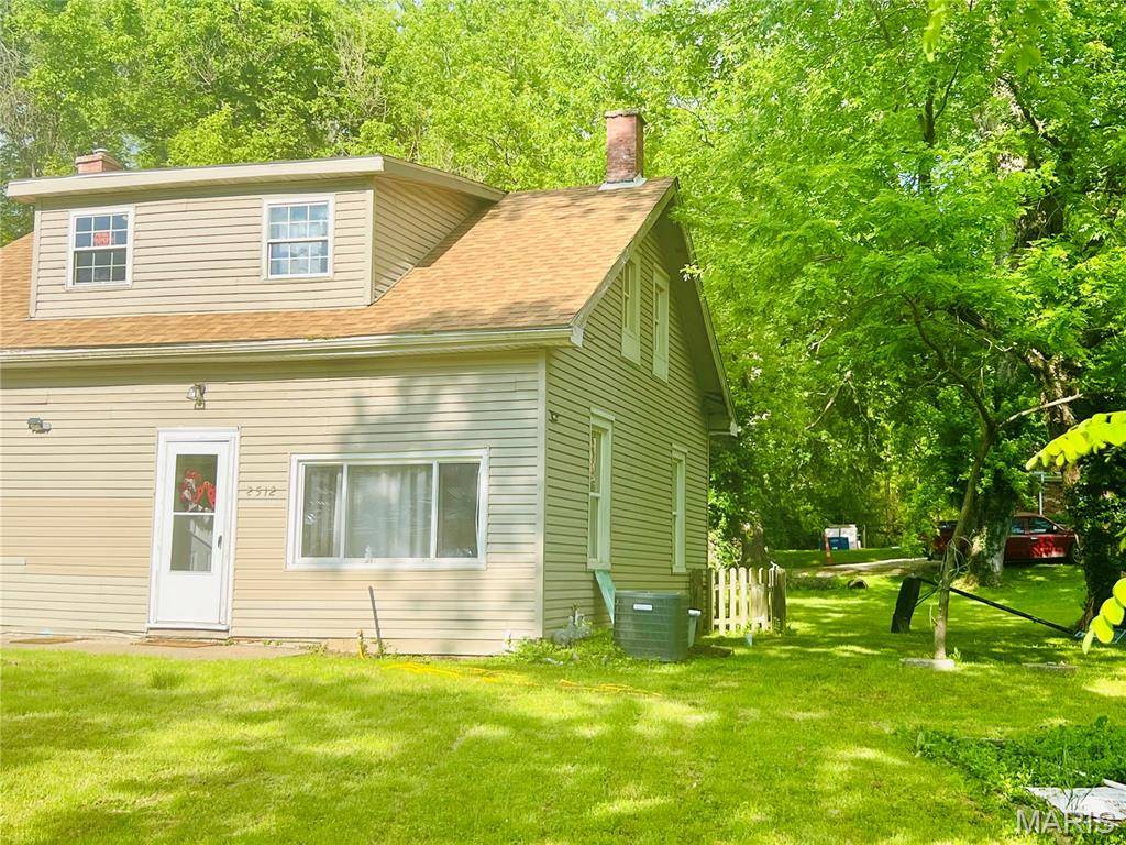 Belleville, IL 62223,2512 Dutch Hollow RD