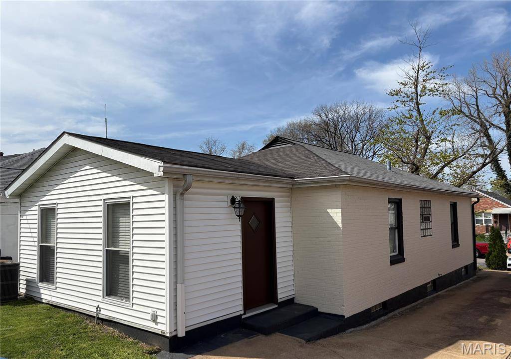 St Louis, MO 63132,8410 Richard AVE