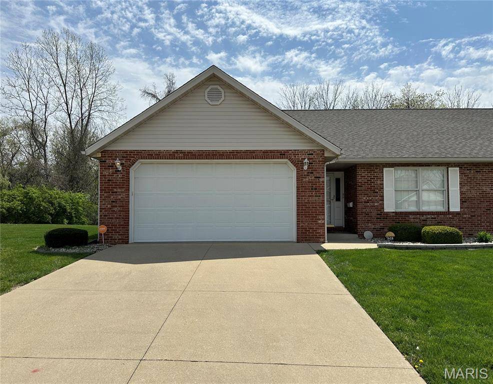 Belleville, IL 62223,7618 Baxter DR