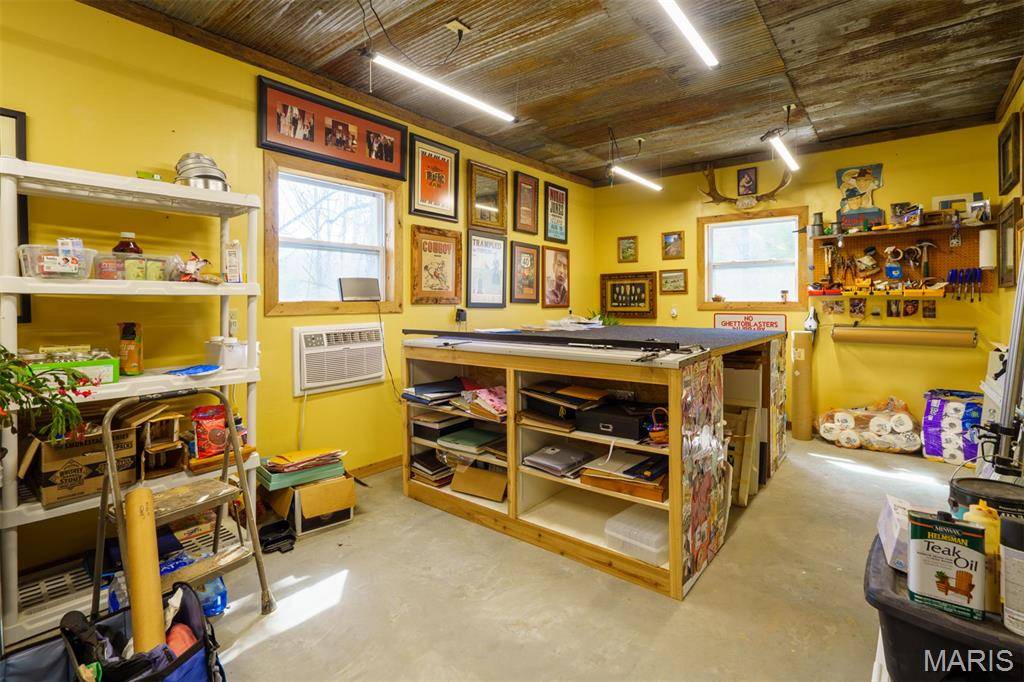 Dixon, MO 65459,17722 Maries Road 505